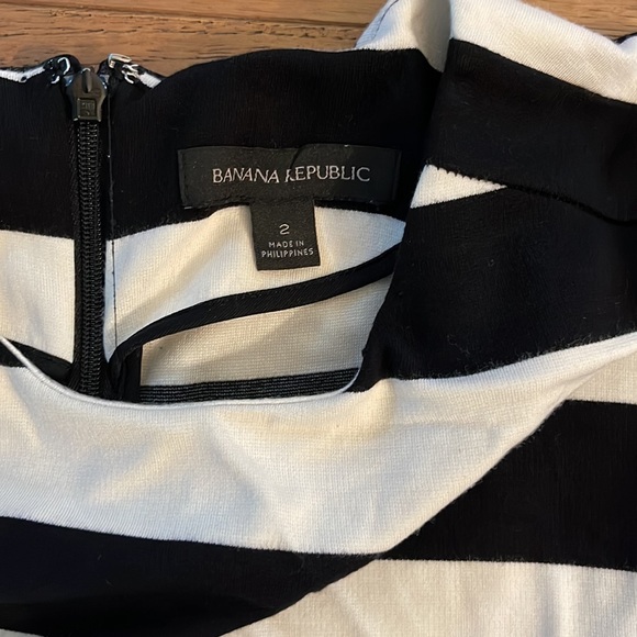 Banana Republic striped dress - Picture 5 of 7